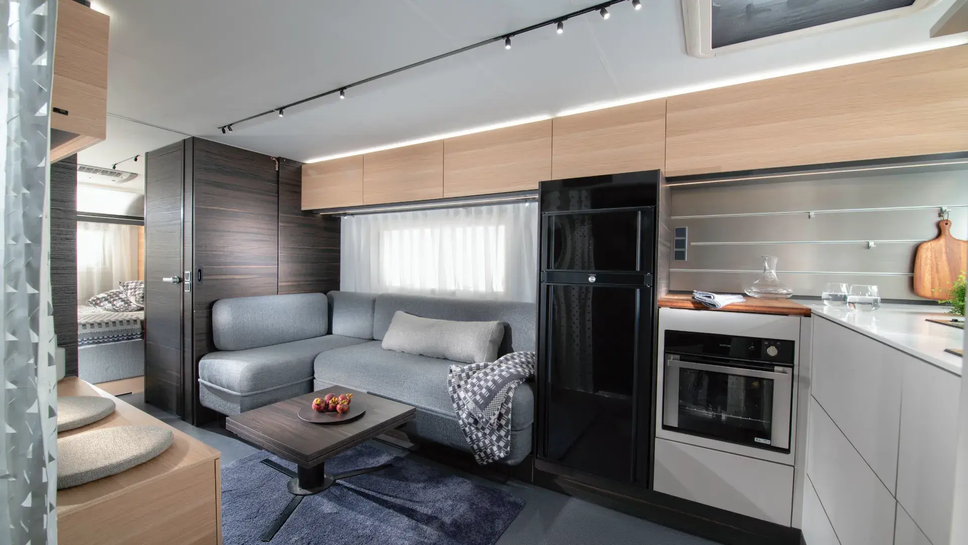 Astella 704 HP Çekme Karavan resim galerisi