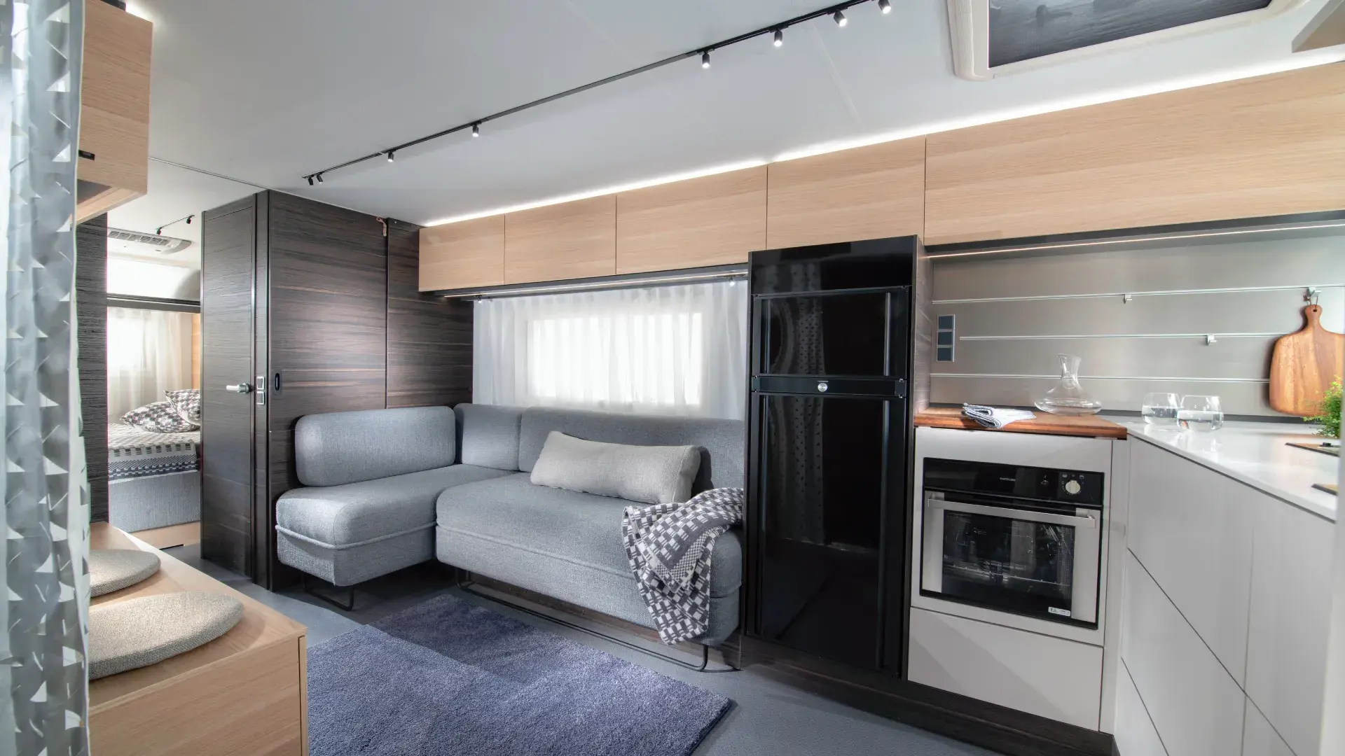 Astella 704 HP Çekme Karavan resim galerisi