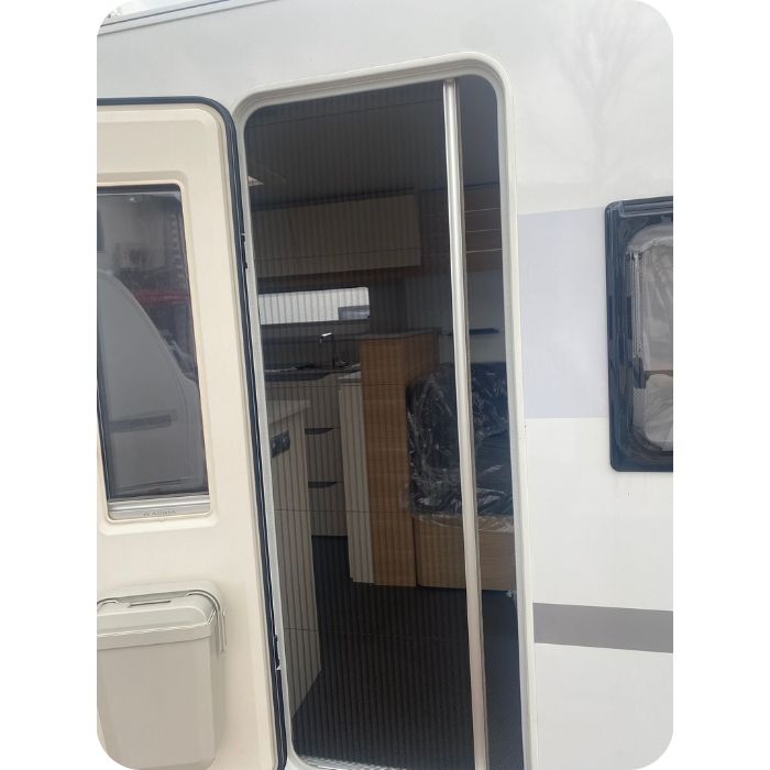 Giriş Kapısı Sinekliği Sürgülü