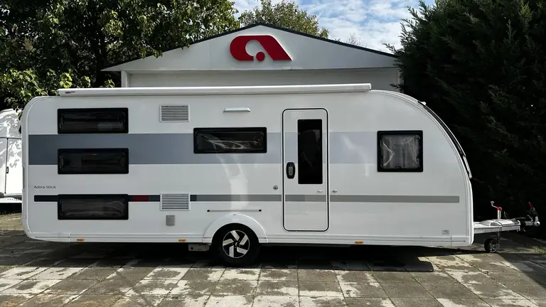 ADRIA ADORA 593 UK Çekme Karavan